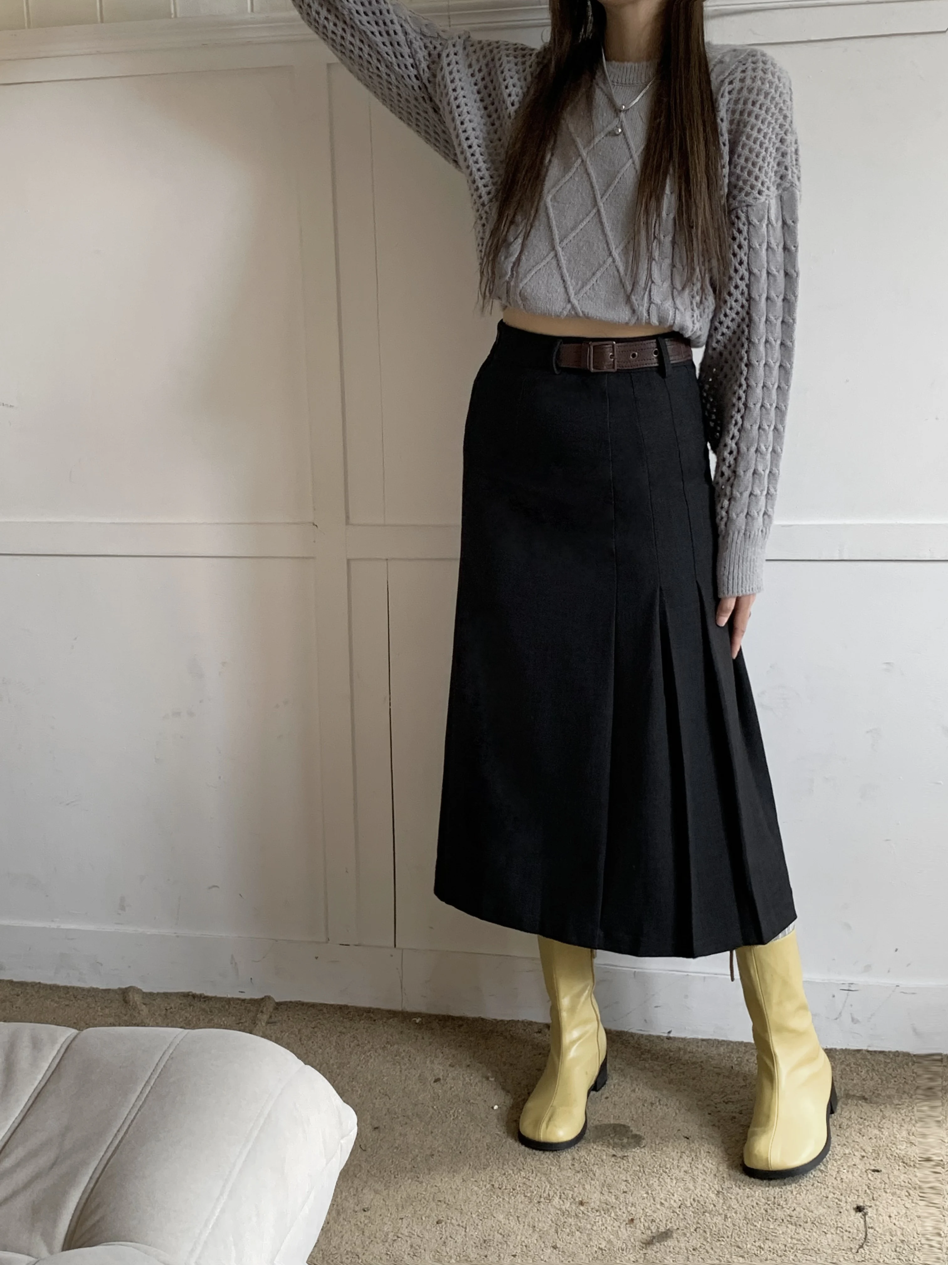 Soolrok High Waist Pleated Skirt Dark Color A-Line Midi Skirt Polyester Blend Comfortable Fit for Young Women 18-24 Years Old