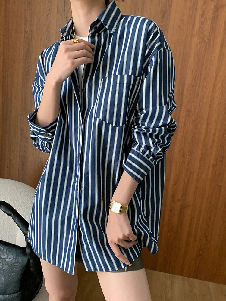 [EAM] Women Navy Blue Striped Big Size Elegant Blouse New Lapel Long Sleeve Shirt Fashion Tide Spring Autumn 2024 1DH6534