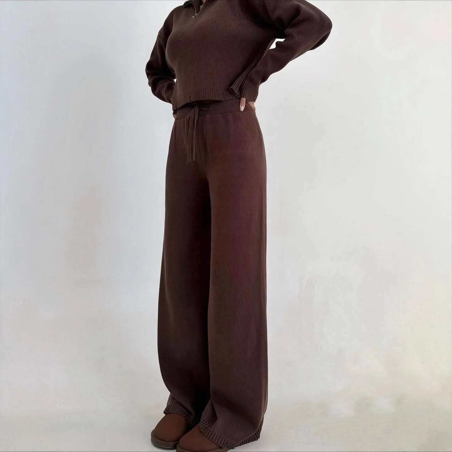 2025 Autumn New Semi Open Collar Zipper Sport Long Sleeve Top Casual Pants Two Piece Set Women Multiple Colors Optional