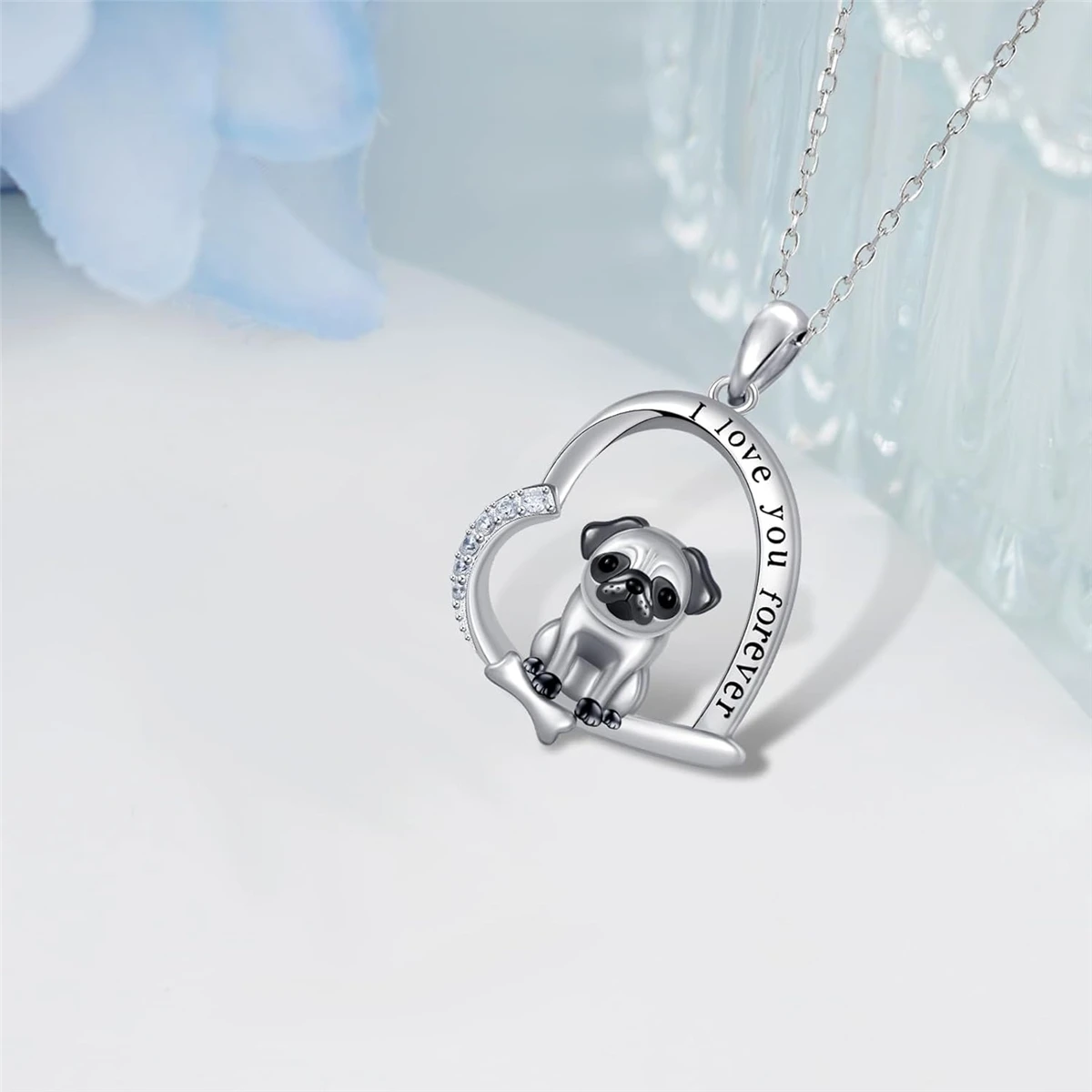 Creative Cute Heart-shape Pug Pendant Necklace for Women Exquisite Dog Accessories Unique Birthday Jewelry Gift for Dog Lovers