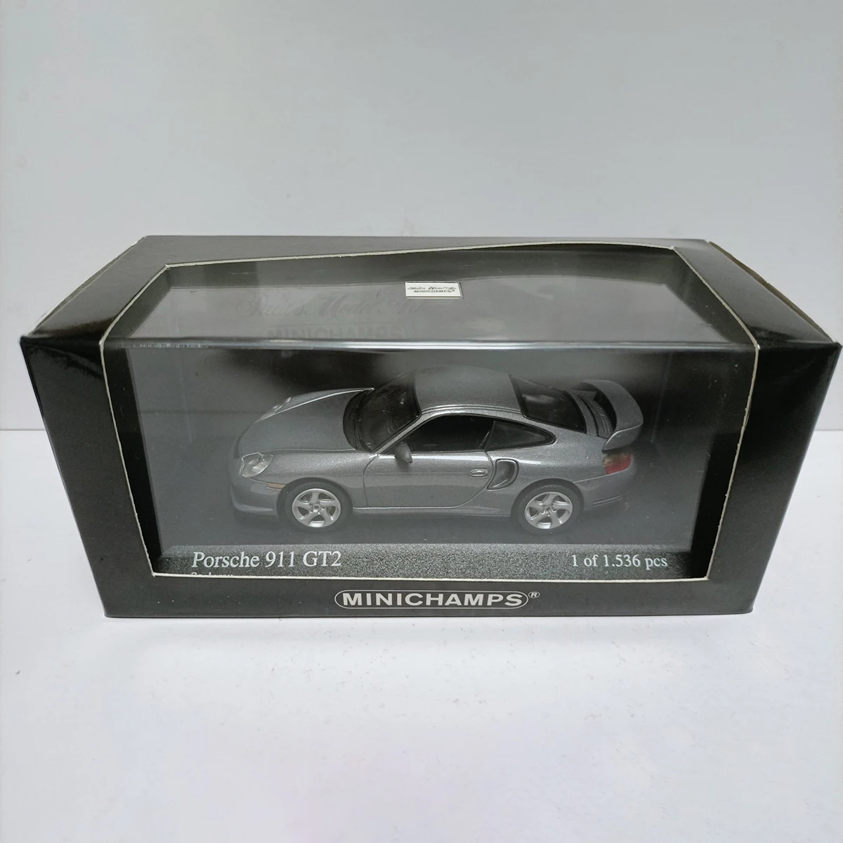 Modèle de voiture de sport Porsche 911 996 GT2 2001 en alliage moulé sous pression à l'échelle 1:43, jouets, voitures classiques, nostalgie, cadeaux pour adultes, souvenir, affichage statique
