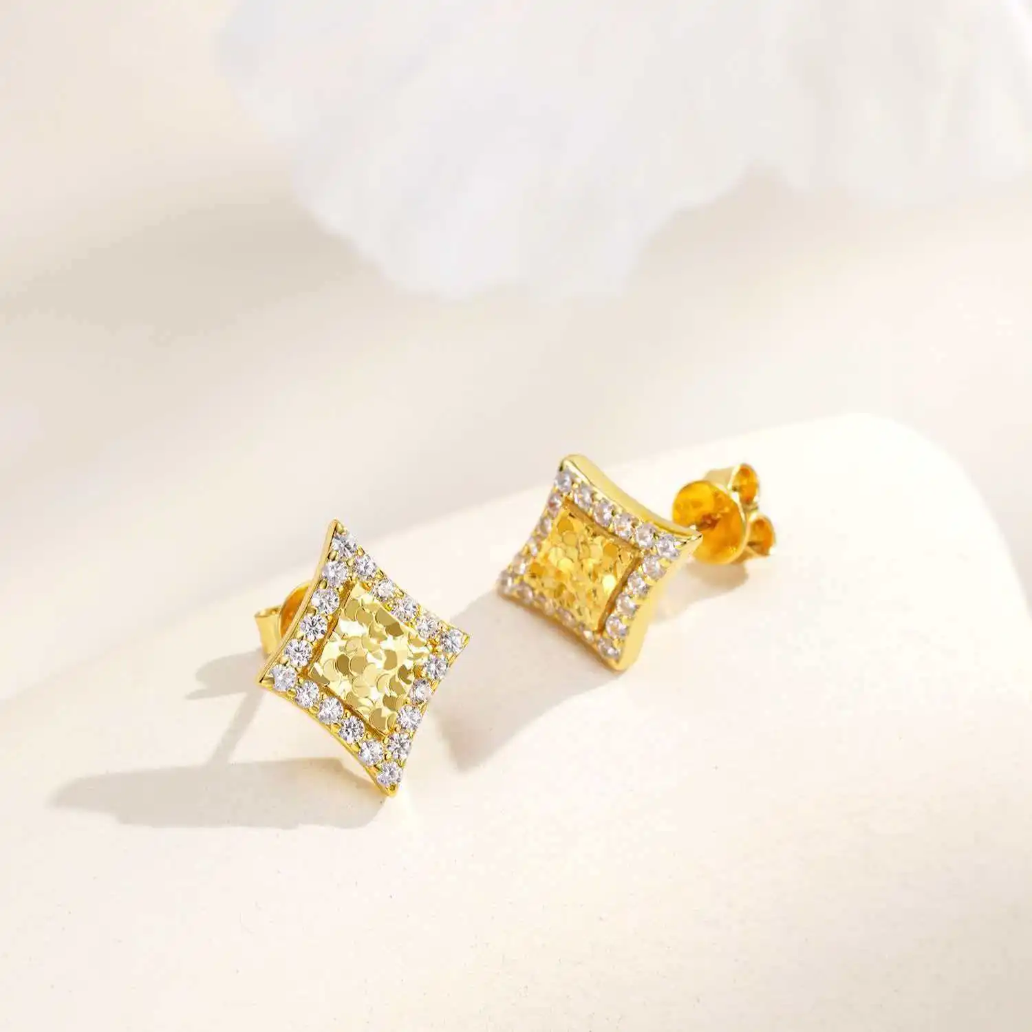 

Серьги-гвоздики Fairy Atmosphere Diamond Starburst Broken Gold для женщин, 24-каратное золото AU999, минималистичная роскошь с полным очарованием