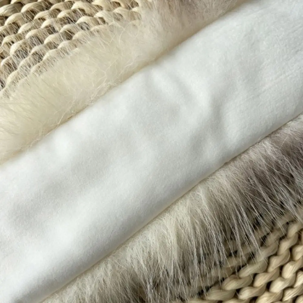 New Faux Fur Faux Fur Scarf Soft Texture Pom Pom Detail Fur Collar Scarf Decorative Fluffy Trim Furry Shawl Streetwear Styling