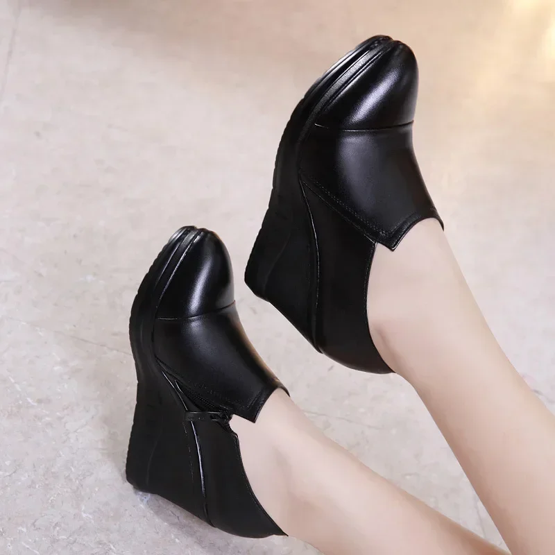 7cm Small Size 32-43 Fall Winter Deep Mouth Platform Wedges Shoes with fur Black 2025 High Heels Pumps Women for Office Mom Work
