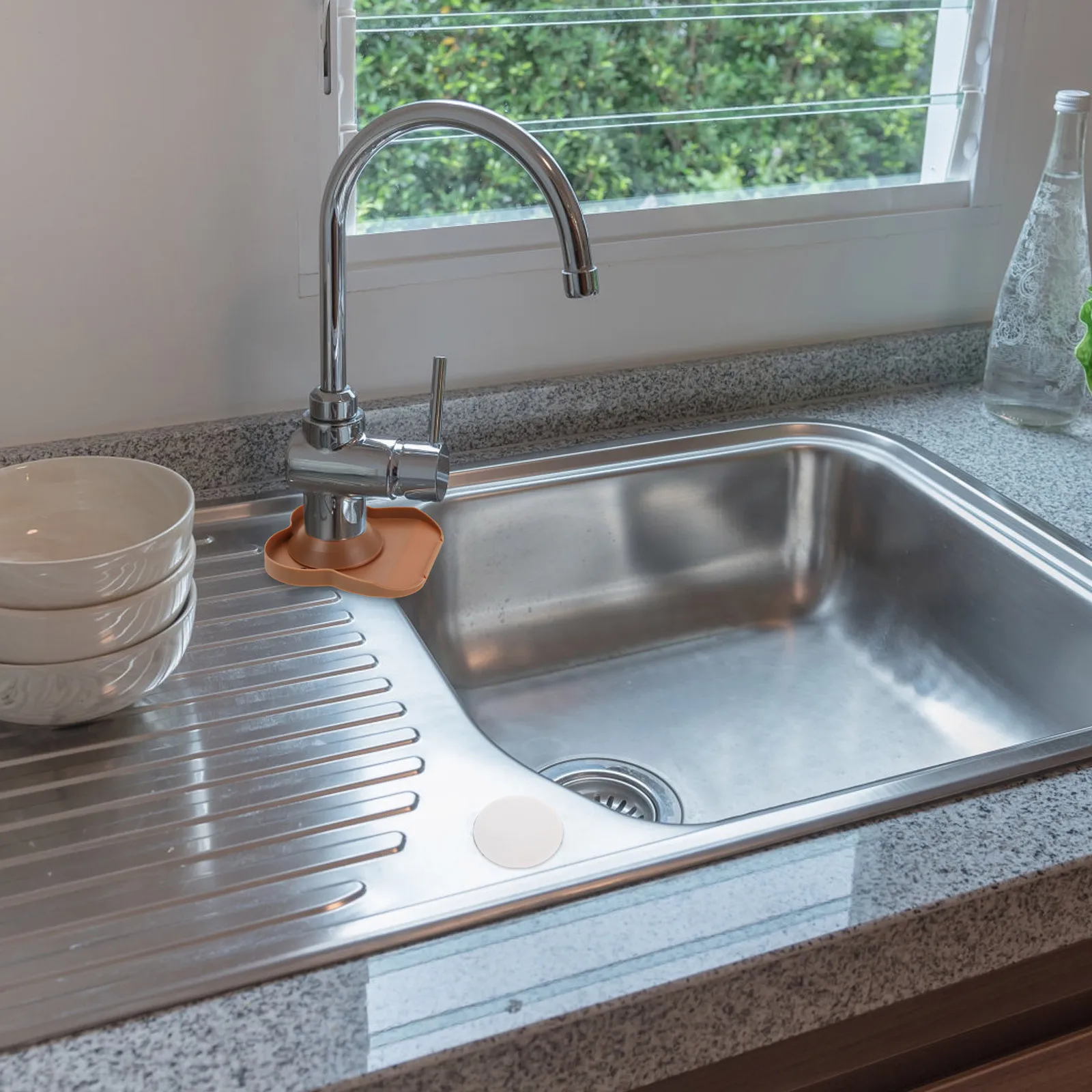 

Silicone Faucet Mat Water Splash Guard Protector Drain Pad Drip Catcher Tray Kitchen Sink No Tools Required Bathtub Splash Guard