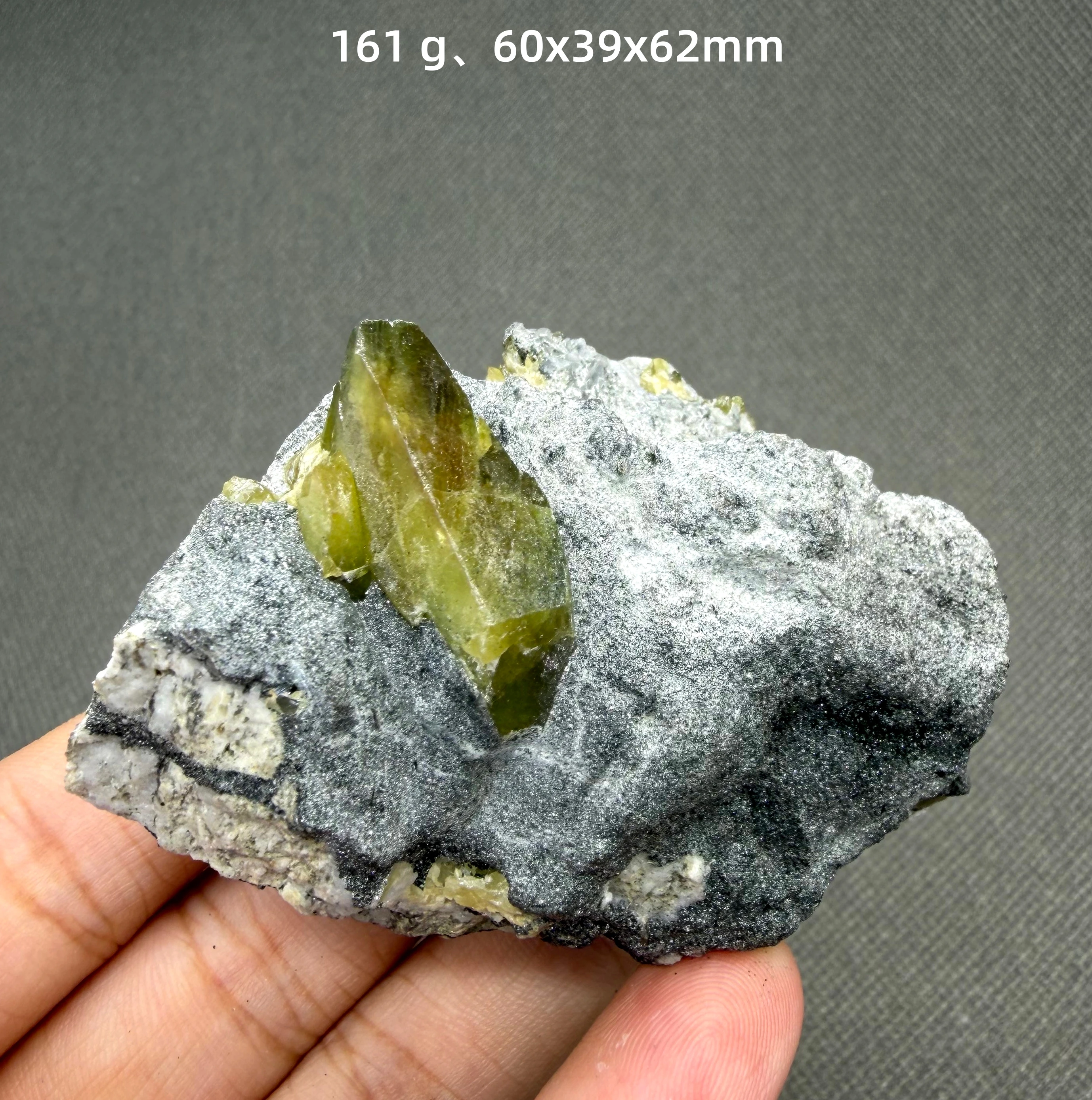 Natural Pakistani Sphene Crystal Cluster Vivid Green Titanite Mineral Specimen Rare
