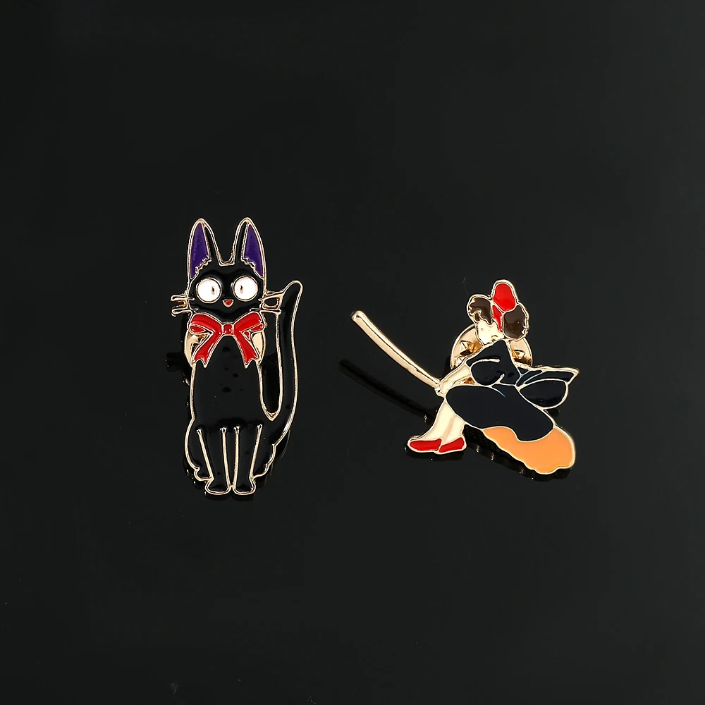 2 قطعة أنيمي كيكي رائعة خدمة التوصيل بروش الإبداعية المينا دبوس شارة معدنية مجوهرات الملابس على ظهره اكسسوارات هدية
