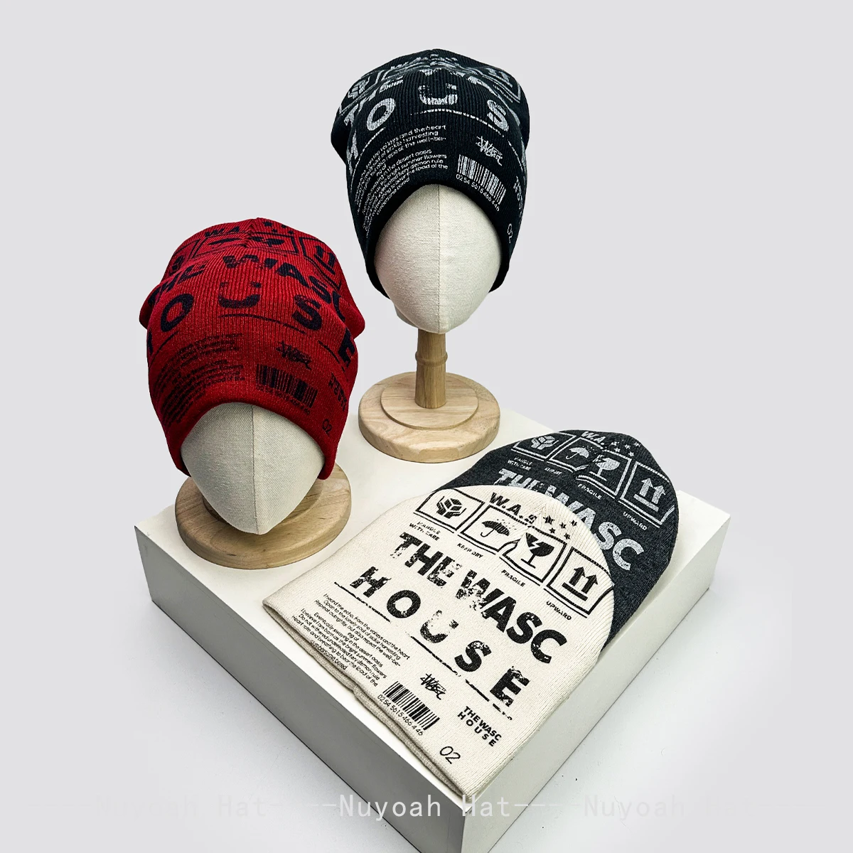 

New Men Women American Retro Printed Letters Barcode Knitted Hats Warm Personal Fashion Distress Beanie Outdoor Versatile Niche