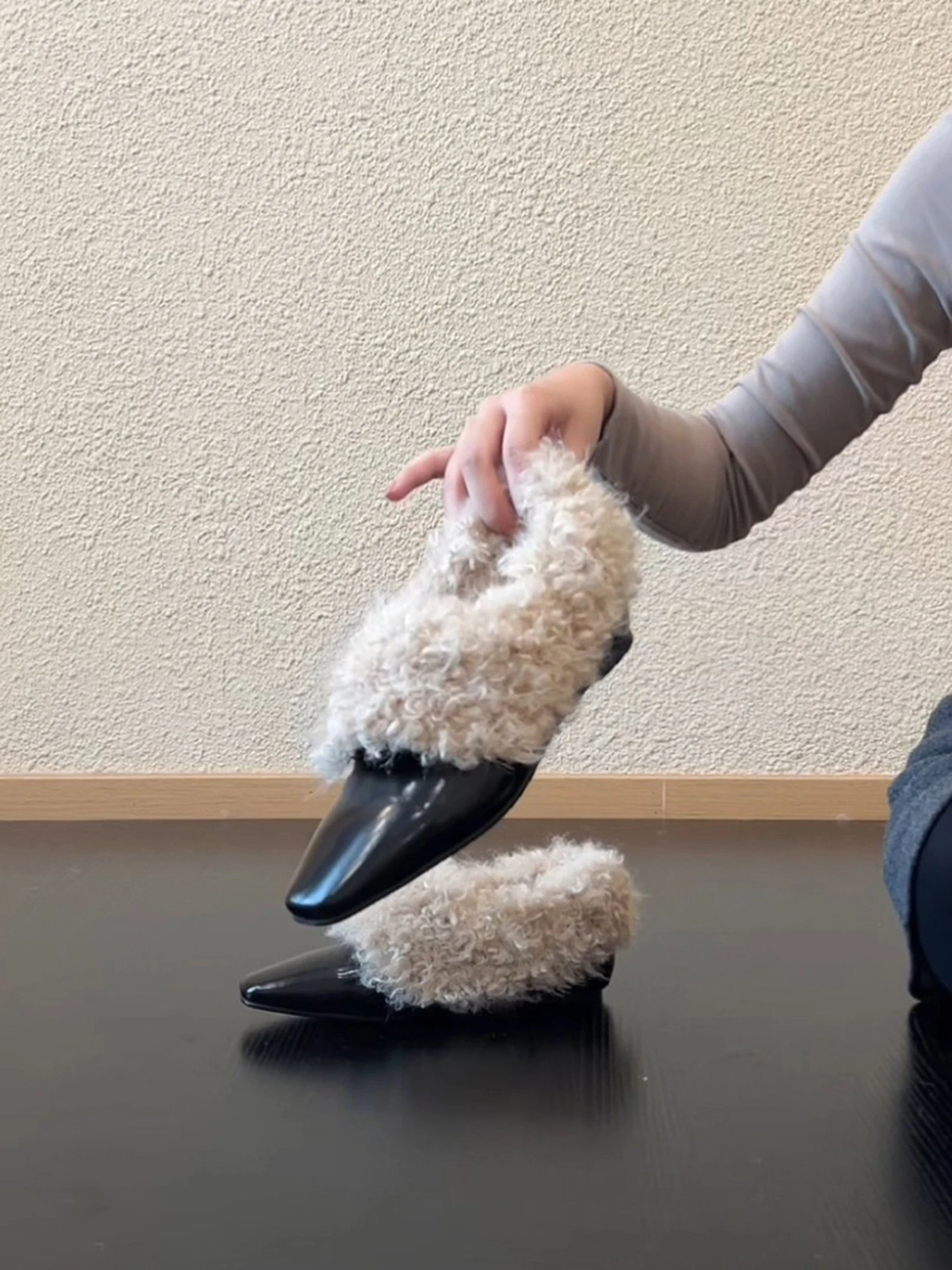 

Женские осенне-зимние ботильоны без шнуровки из искусственного меха, кожаная версия с круглым носком, маленькая кожаная подкладка в стиле ретро, oes COOKA