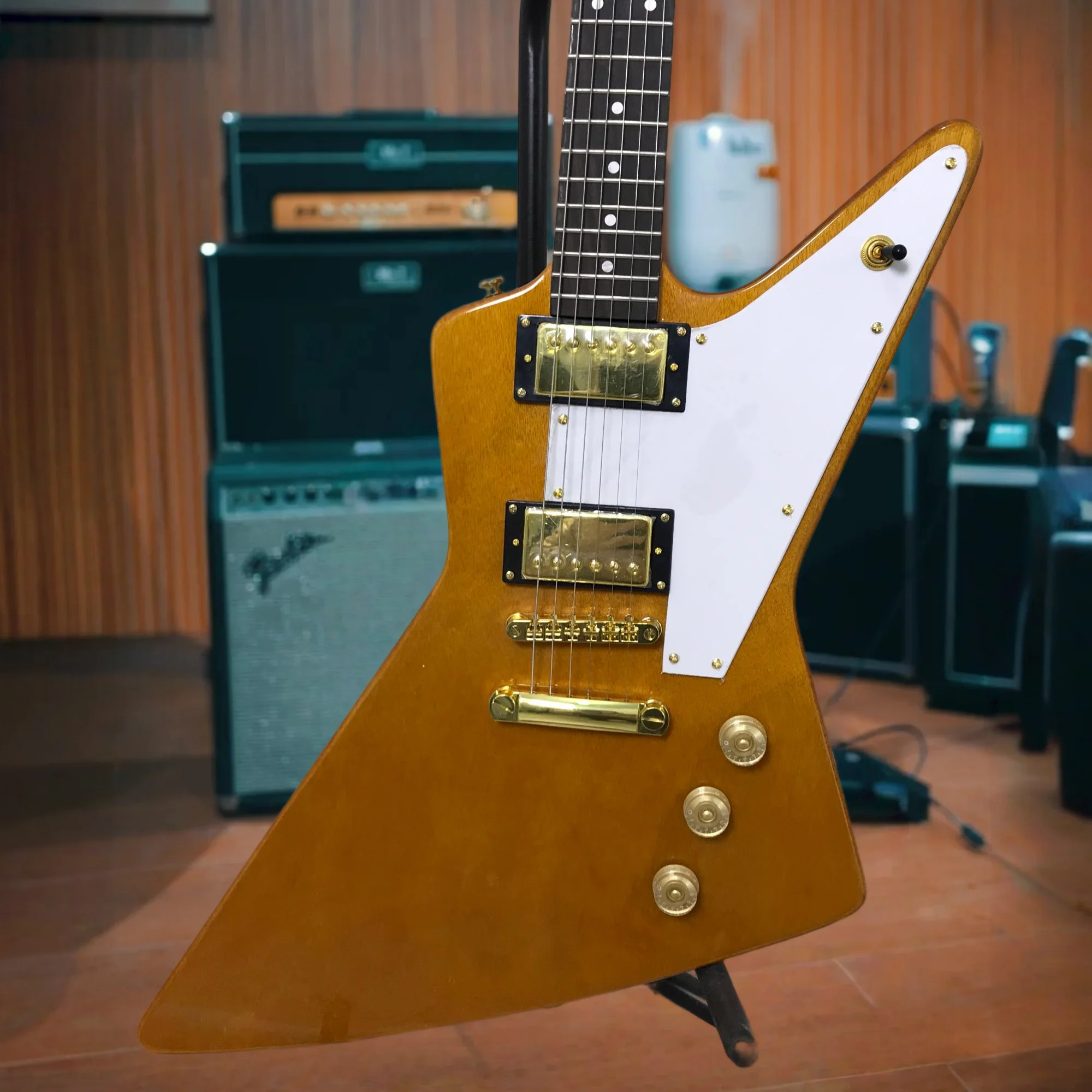E Alien Electric Guitar White Guard Natural Finish HH Pickups Mahogany Stage-Ready Rock Machine Gift