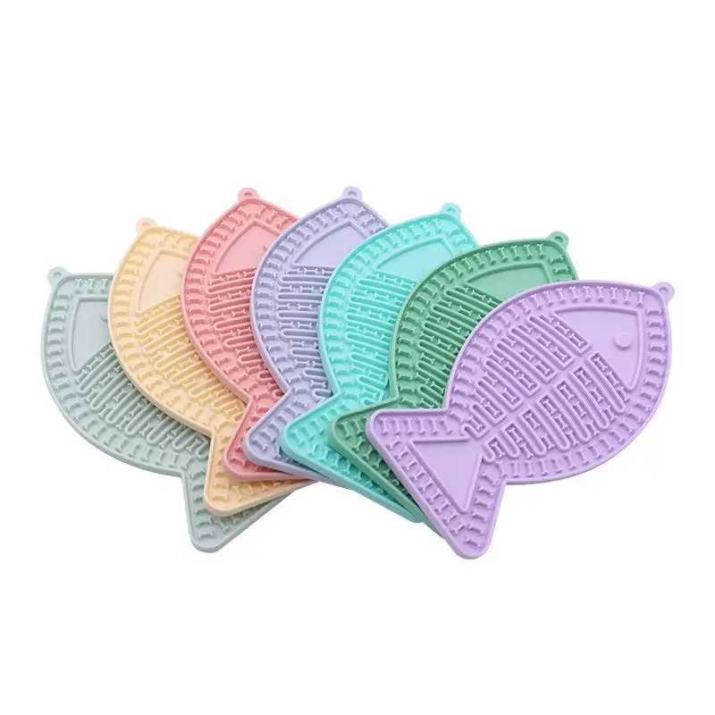 

Pet Lick Pad Fish-Shaped Silicone Anti-Tipped Slow Feeding Tray for Cats Wet Food Strip Feeder Anti-Choking in Multiple Colors