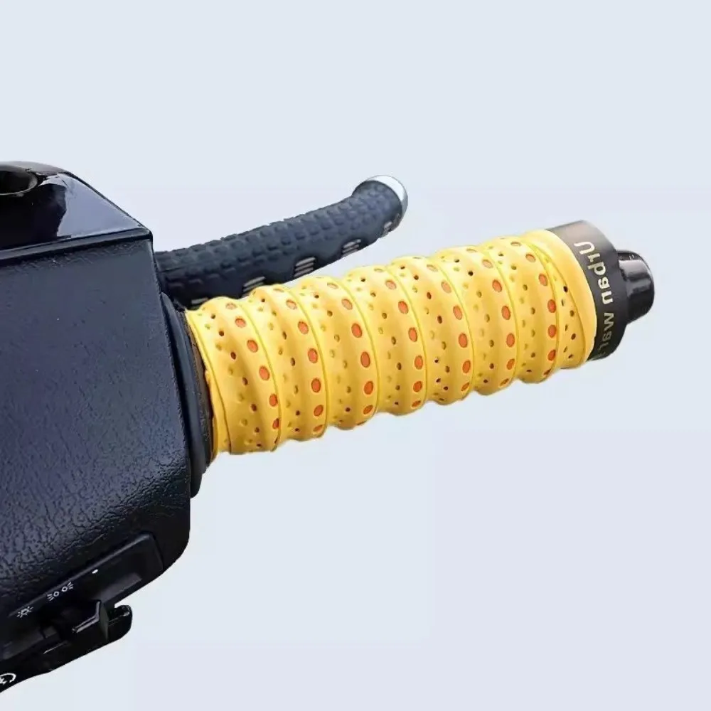 

2pcs Breathable Motorcycle Handlebar Tape Durable Non-Slip Road Bike Bar Tape Anti Scratch Motorcycle Protection Straps