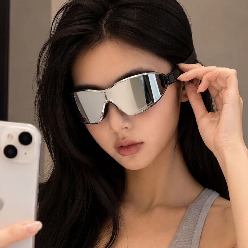 Anti-Fog Swimming Goggles High Definition Coated mid Frame Women's Style Silicone Strap Swimming Glasses for Men And Women