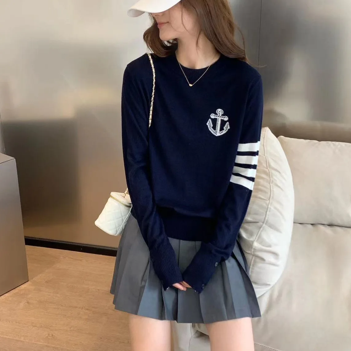 

Holy TB Long-Sleeved Knitted Women Fashion Brand Back Puppy Casual Loose O-Neck 4-Bar Striped THOM Pullovers