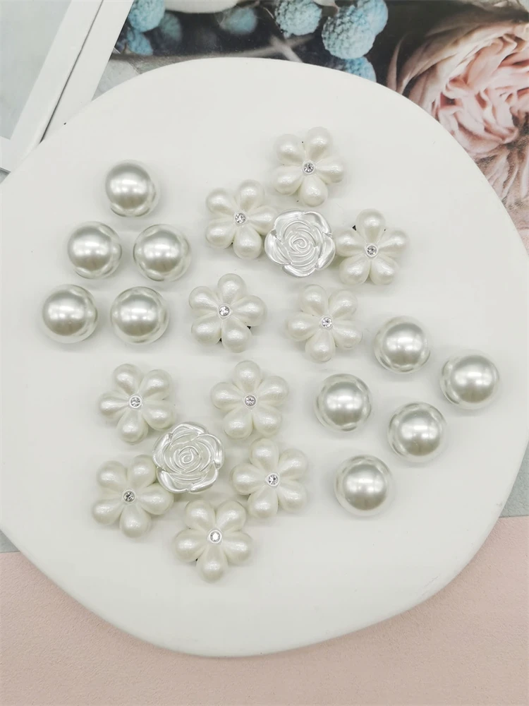 22PCS White Flower Shoe Charms Ornaments Bling Shoes Buckles Decorations Removable Shoe Accessories Mutlifunctional Shoe Clips