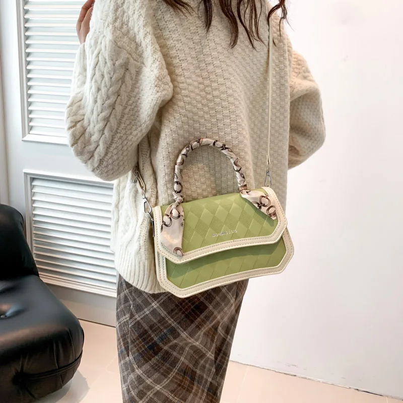 Annual bestseller simple and fashionable crossbody small square bag for women popular single shoulder bag crossbody bag for girl