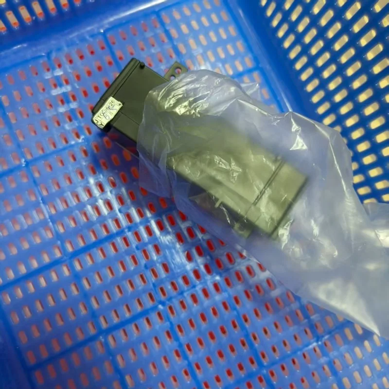 

Блок питания подходит для Epson L4158 L3150 L4150 L3119 L3110 L6170 L4160 L6190 L6160 L3118 L4168 L3108 L3117