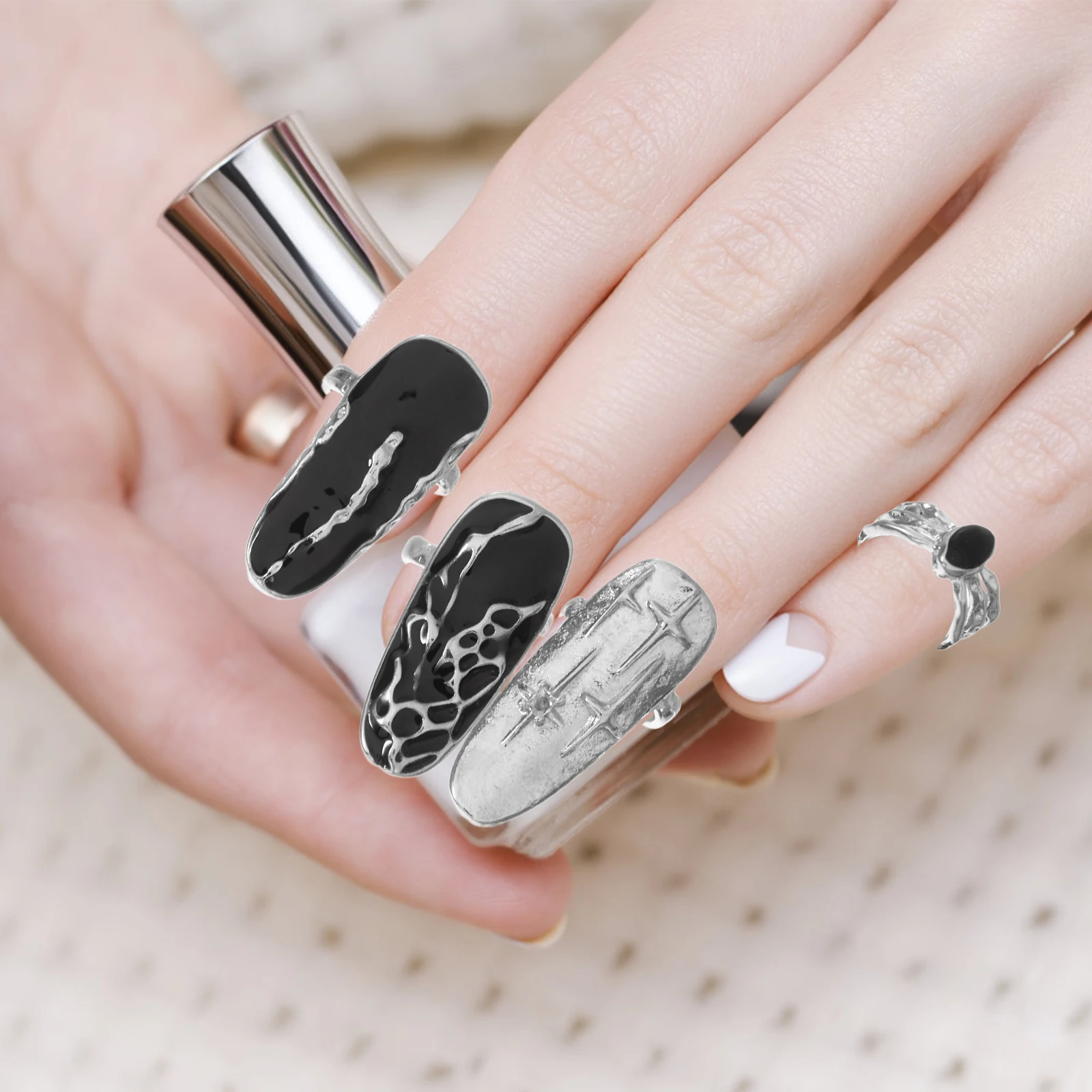 

8pcs Adjustable Punk Style Dark Nail Art Charms Accessories Women Joint Opening Design Finger Tip Decorations