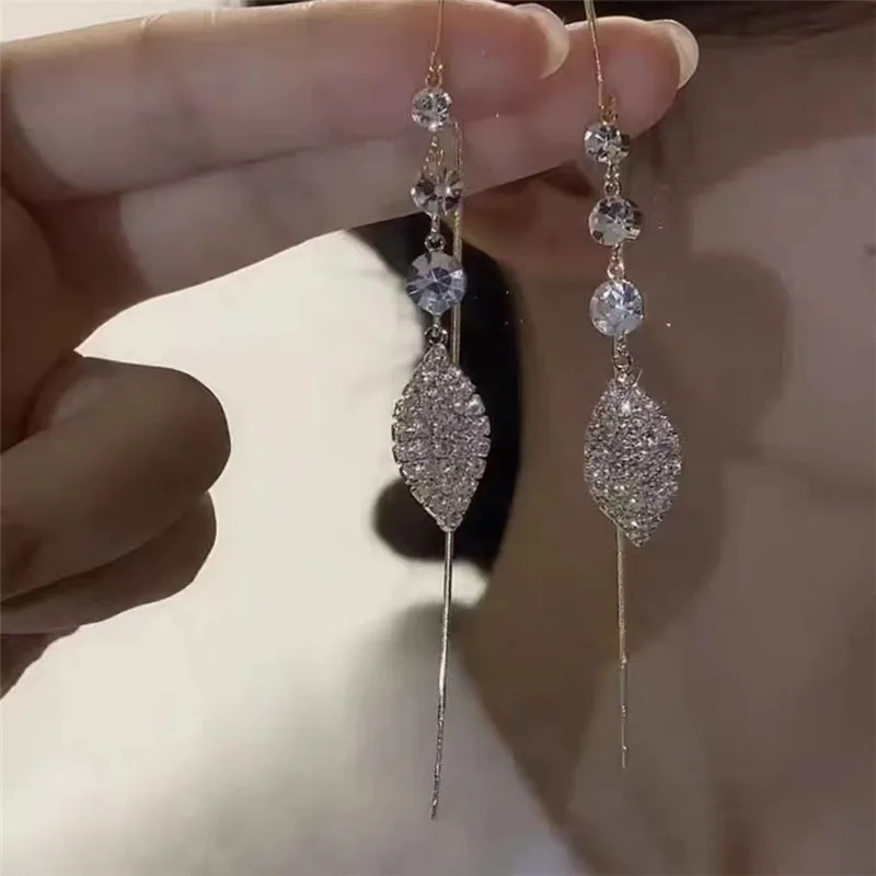 Vergoldete Kristallblatt-Quasten-Tropfenohrringe für Frauen, glänzende Zirkon-Blume, baumelnde Ohrringe, Hochzeit, Schmuck, Geschenk, Y2k – Detail 17
