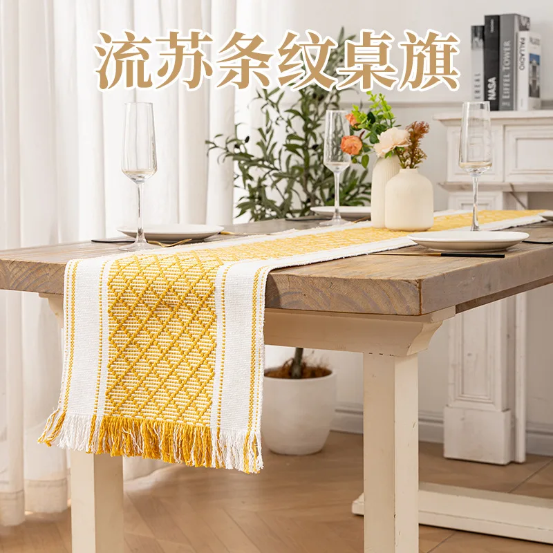 Boho Woven Table Runner Yellow White Stripe Tassel Farmhouse Style Dining Table Decor For Home Kitchen Party Decoration