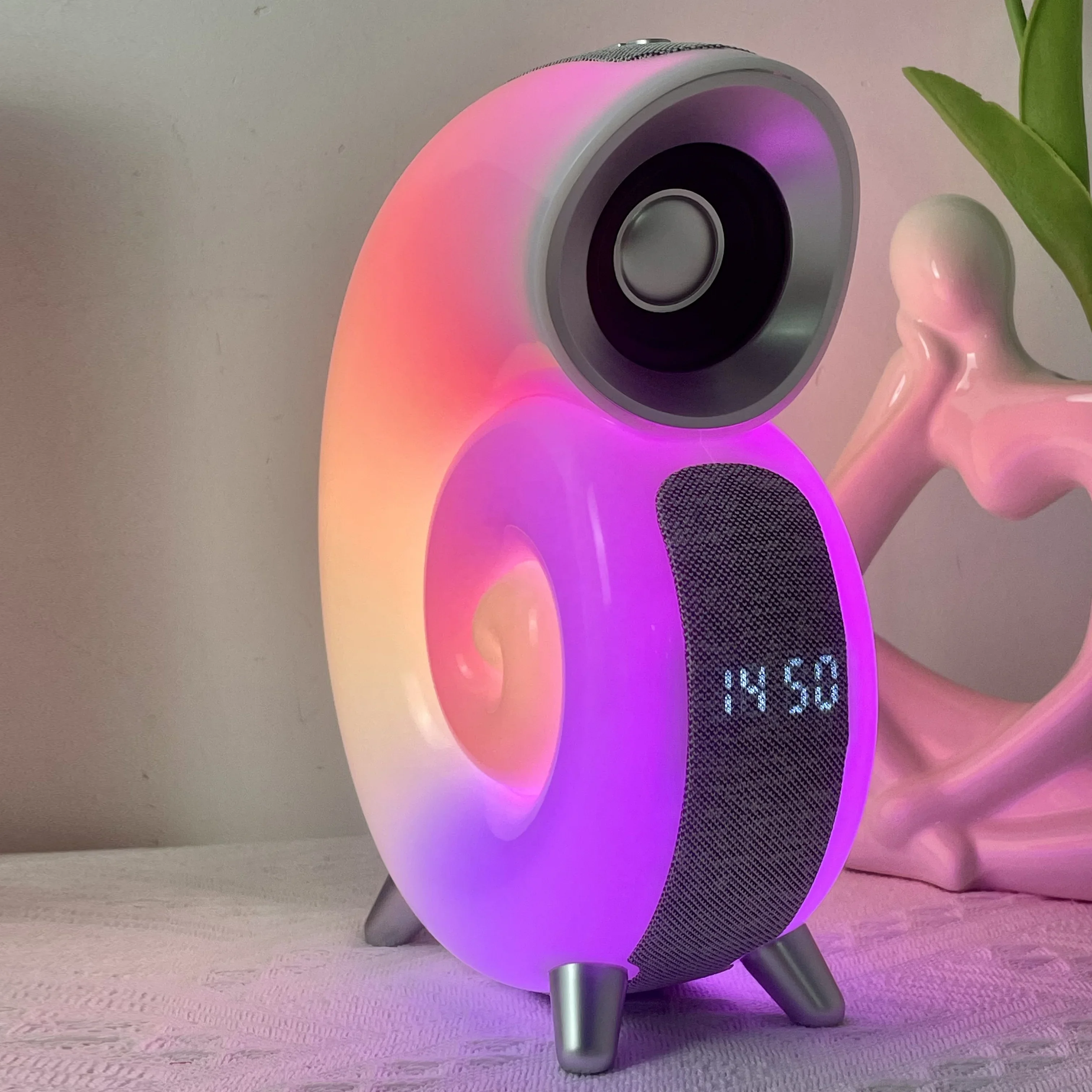 App Control Colorful Conch Music Lamp RGB Bluetooth Speaker Wake up Light Bedside Night Lights