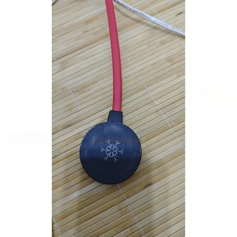 Semiconductor Liquid Cooling Mobile Phone Cooler Phone Radiator Fast Heat Dissipation For Gaming Live Streaming Smartphone