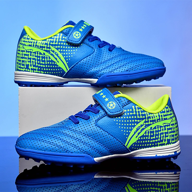 

Blue Children Football Shoes Breathable Non-slip Students Turf Soccer Shoes Boys Comfortable Lightweight Soccer Sneakers for Boy