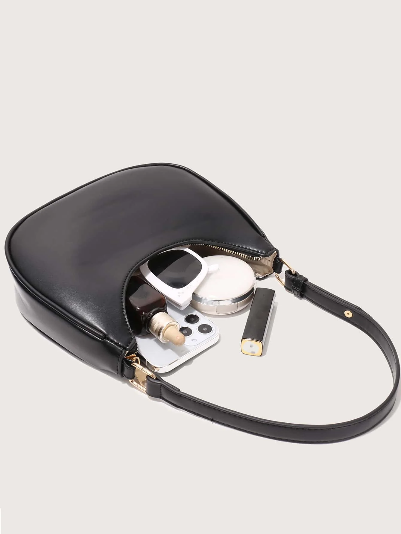 

Minimalist Black Crescent PU Leather Crossbody Bag For Women – Detachable Strap, Office To Street Wear, Vintage Chic Design