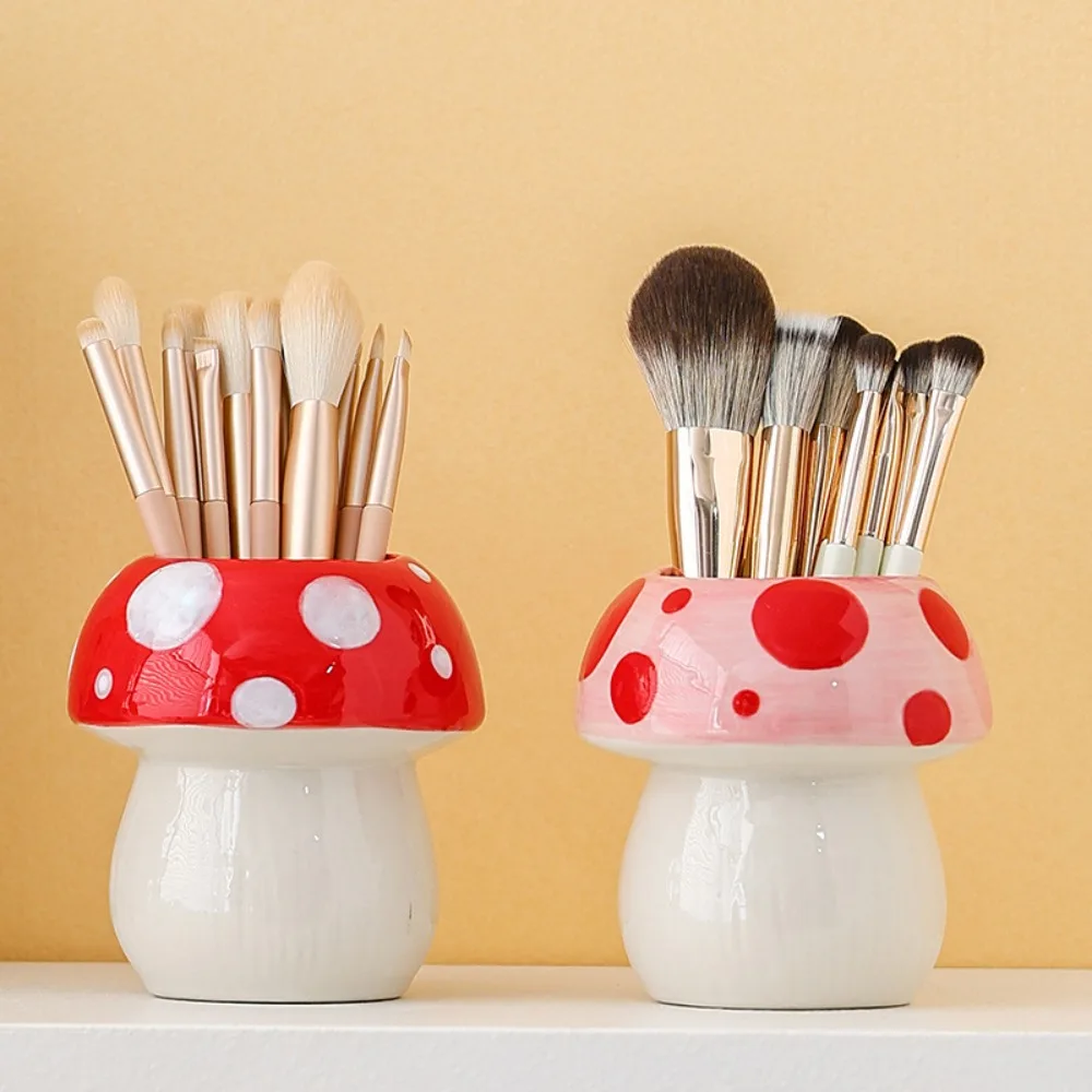 

Aesthetic Cartoon Mushroom Pencil Holder Multifunction Cute Makeup Brush Storage Ceramic Creative Brush Storage Bucket Gifts