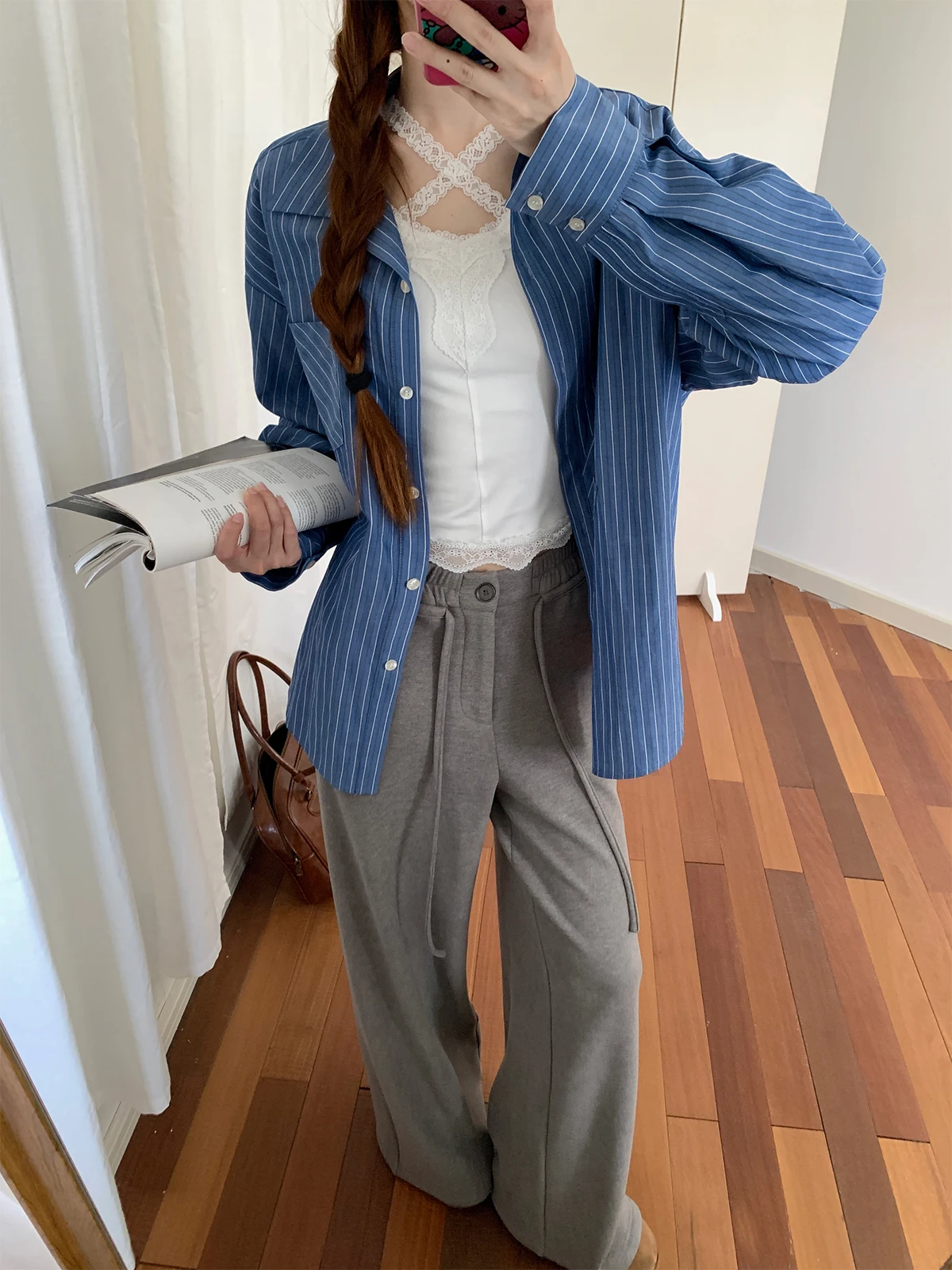 

Женская свободная рубашка в полоску с завязками на талии, в академическом стиле, с длинными рукавами, воротником, стандартной длины, из смесового полиэстера и хлопка