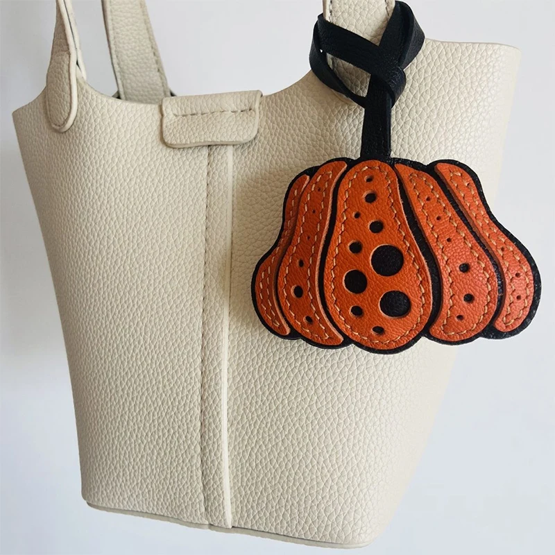 Lambskin Leather Handmade Hipster London Bus Cartoon Omnibus Croissant Original Pure Handmade Pumpkin Key Pendant Gift Customize