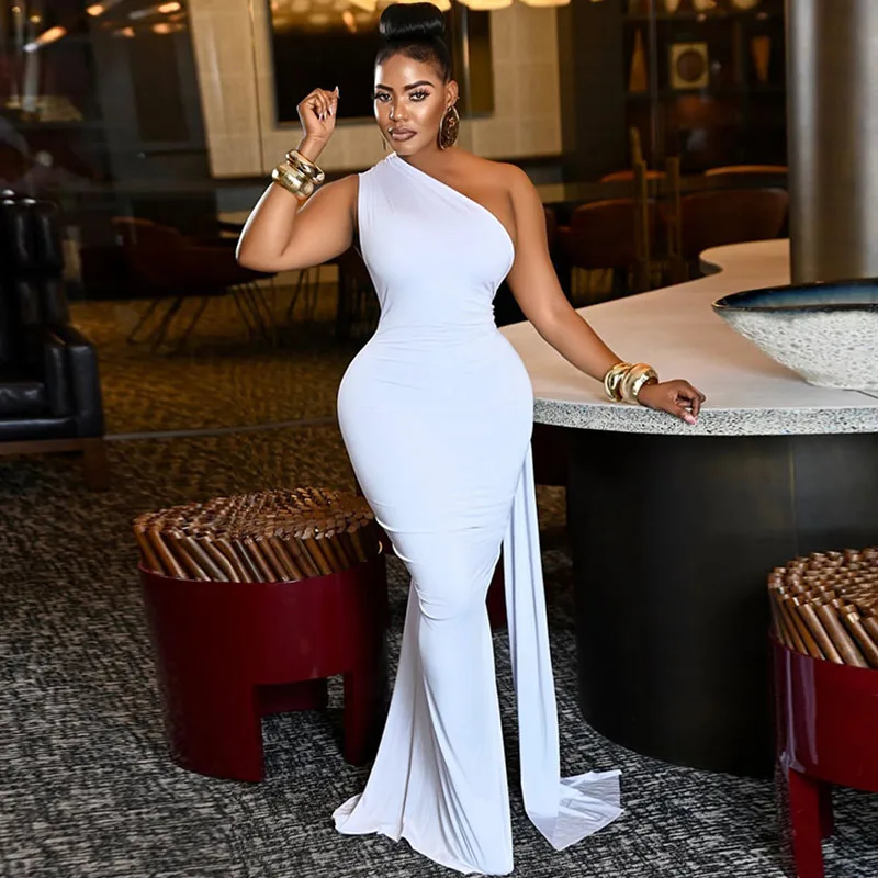 Sexy One-Shoulder-Partykleider mit Skew-Ausschnitt für Damen, Abend, Geburtstag, Nachtclub, rückenfrei, aushöhlen, gerüschte Bänder, Abschlussball-Maxikleid