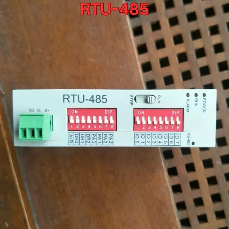 Second-hand PLC module RTU-485 function test is normal