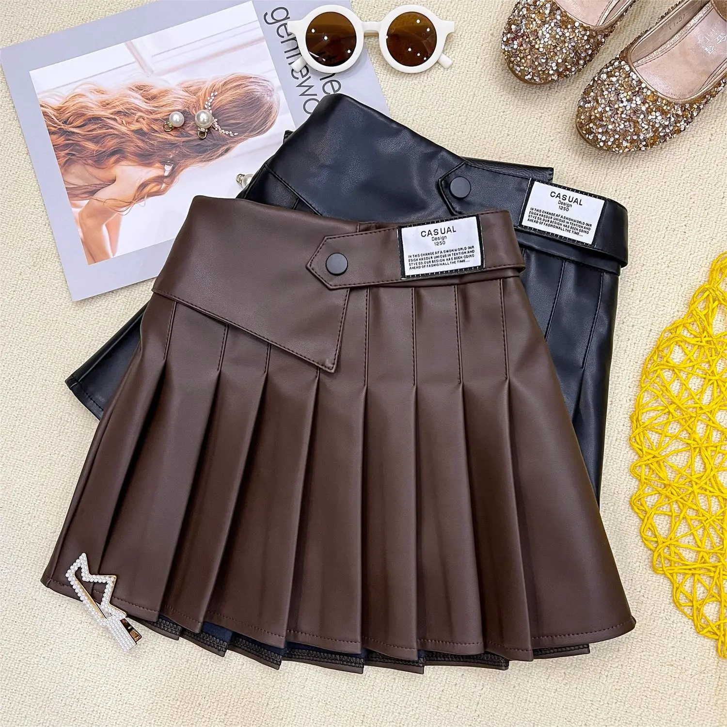 

Kids Girls PU Leather Skirts Black Coffee Pleated Skirts 2024 New Fashion Teenage Girls Autumn Shool Wear Skirts Korean Style