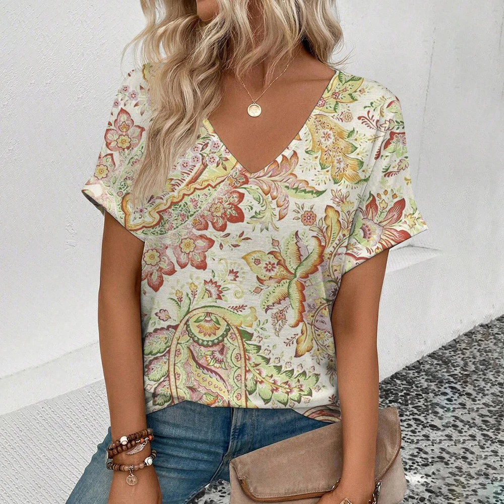 

Women's T-Shirtelegant Floral Pattern Women's V-Neck T-Shirt Retro Outdoor Women's Short Sleeve T-Shirt Fashion Women's T-Shirt