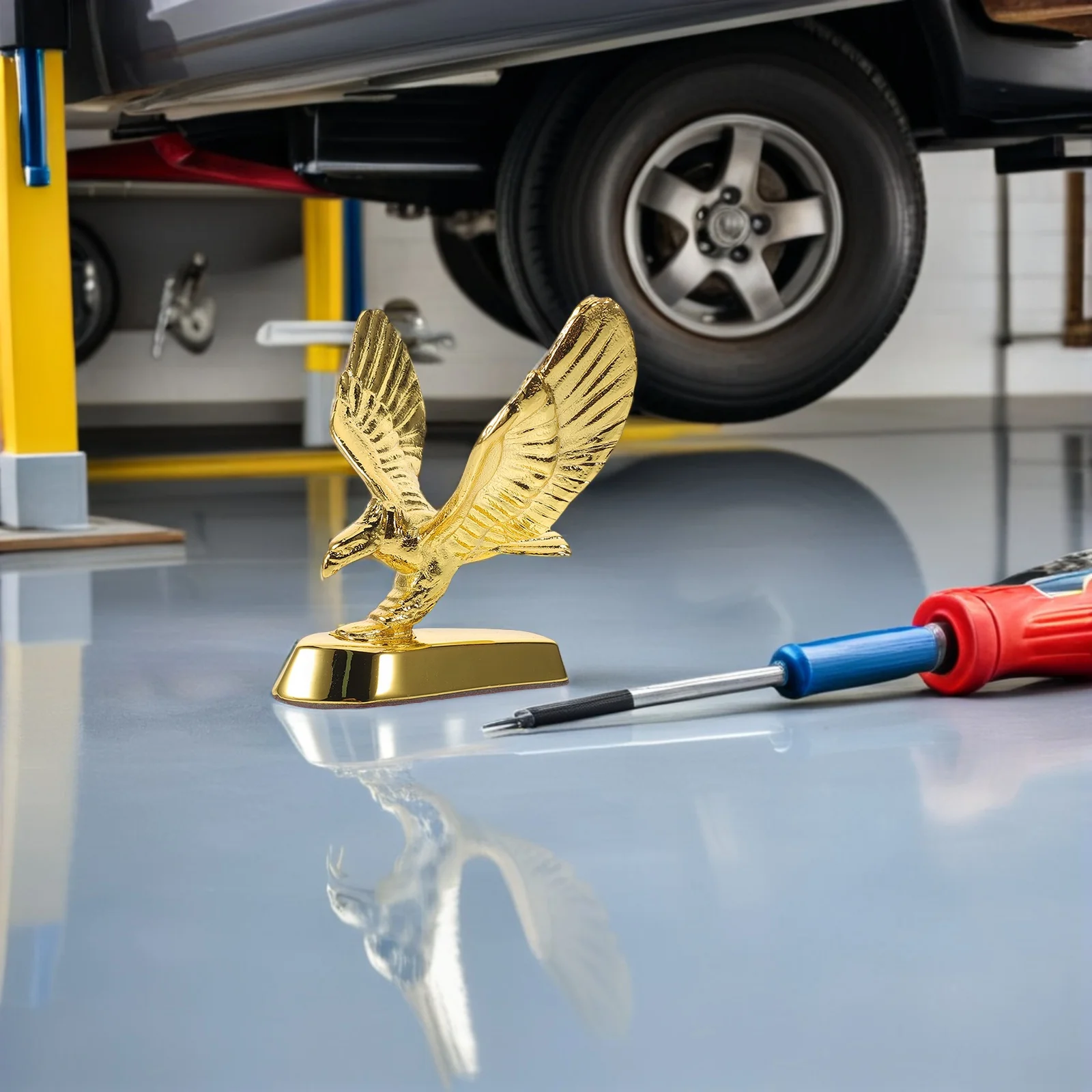 

3D Eagle Metal Car Badge Gold Hood Ornament Universal Exterior Accessories Weatherproof Car Emblems Stickers Decoration