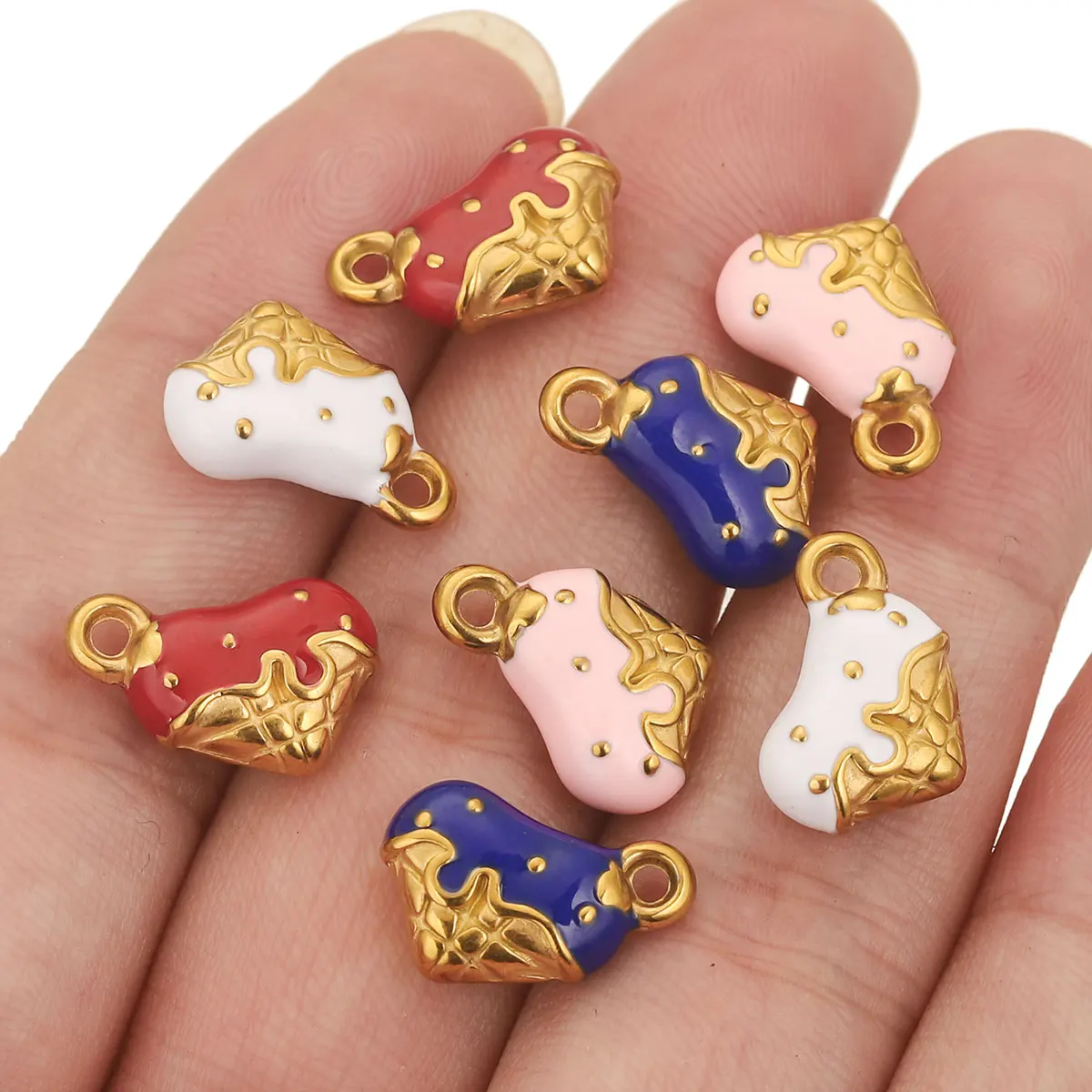 

4PCS Stainless Steel 18K Gold Plated Enamel Love Pendant DIY Accessories Women's Sweet Cute Necklace Bracelet Connector Wholesal