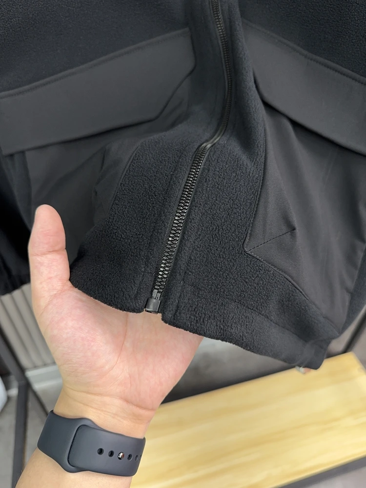 เสื้อโค้ทผู้ชายสองด้าน Svip Thien รุ่น Fce Jaet สำหรับฤดูใบไม้ร่วงและฤดูหนาว สไตล์ลำลองทันสมัย มีฮู้ด อุ่นสบาย เหมาะสำหรับใส่พักผ่อน