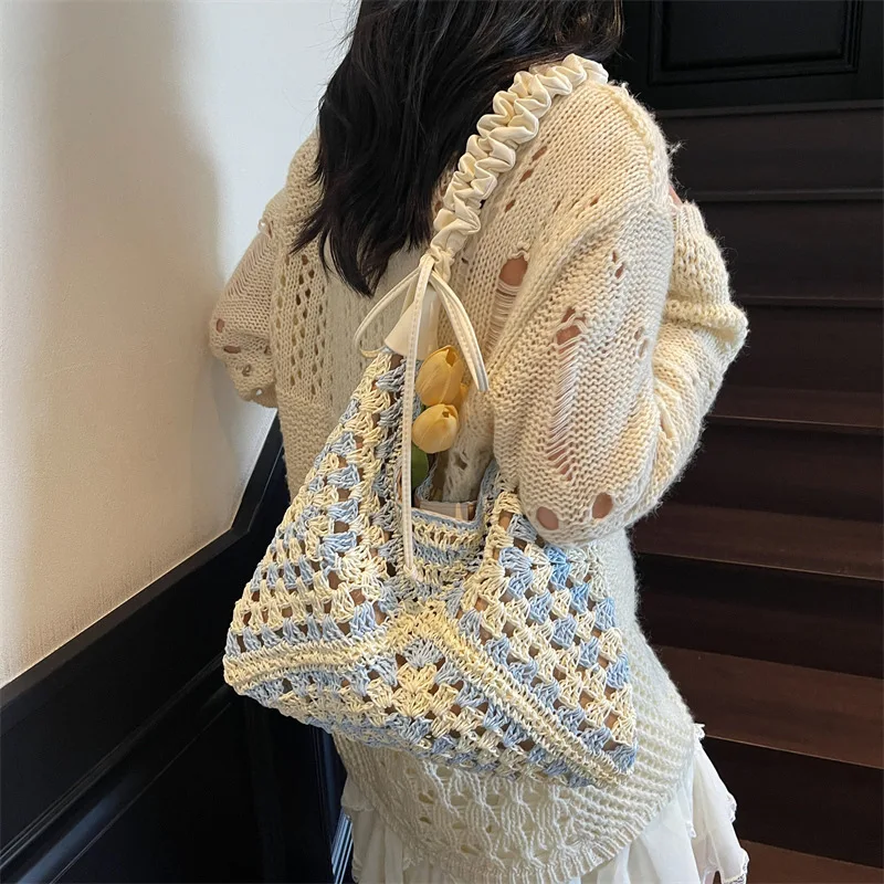 

2025 новая женская тканая сумка в ленивом стиле, соломенная сумка большой вместимости для работы и путешествий, пляжная сумка в богемном стиле для отдыха на море