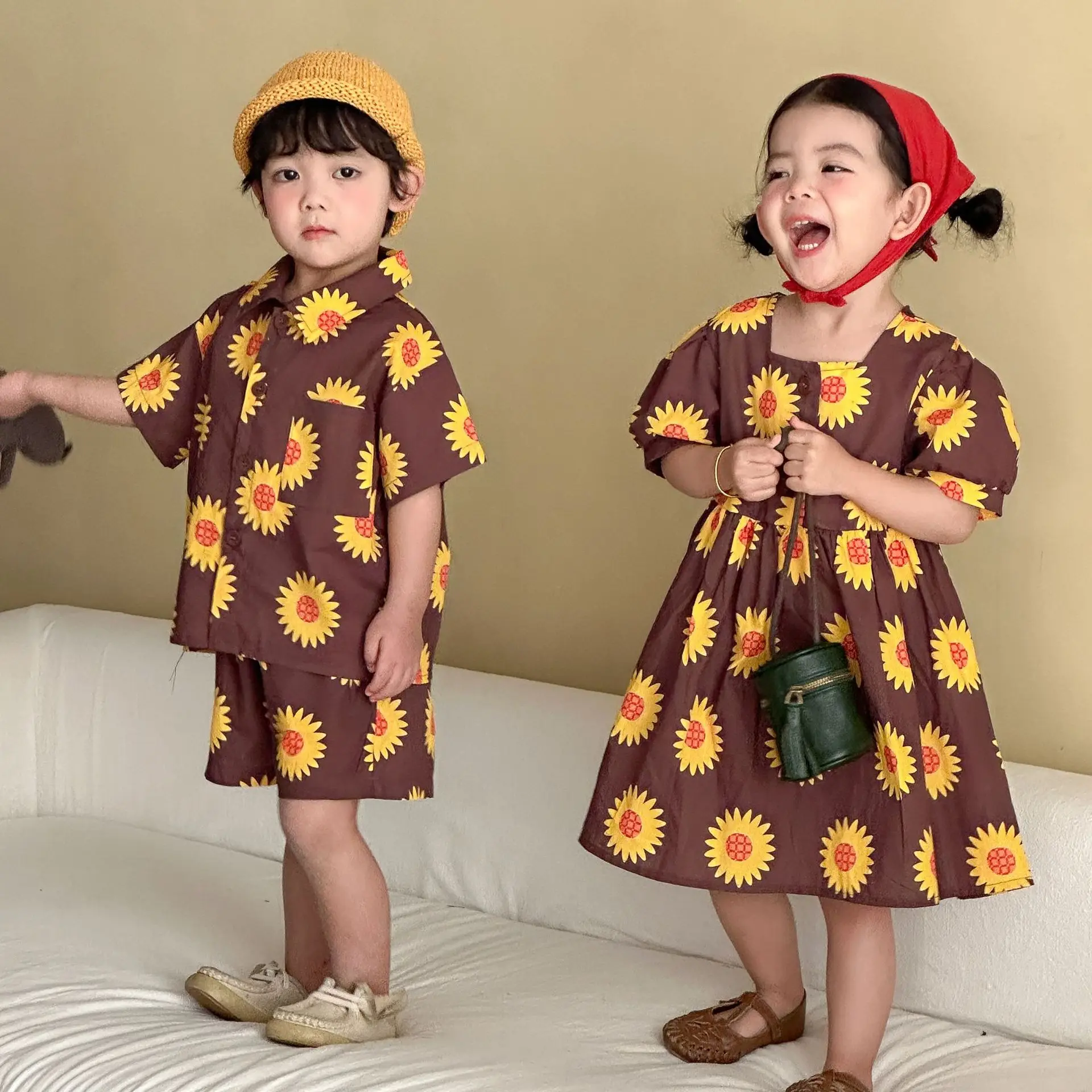 

2026 Summer New Children Short Sleeve Clothes Set Boys Vacation Shorts 2pcs Suit Girls Casual Dress Kids Brother Sisters Outfits