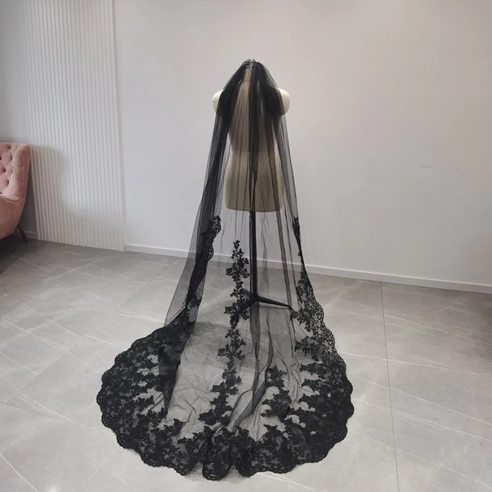 

Classy Long Black Soft Tulle Wedding Veils with Lace Appliques Lace Edge Chapel Length Wedding Party Accessories