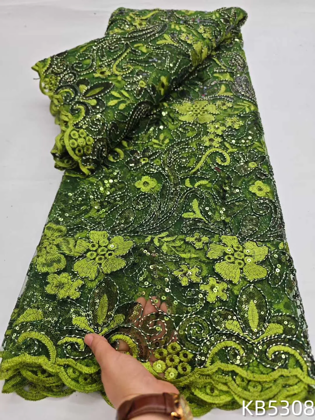 

New African Sequin Lace Fabric 2026 White Sequins Tulle Lace Fabric Nigeria Fabric For Women Party Dress Sewing Material 5 Yards