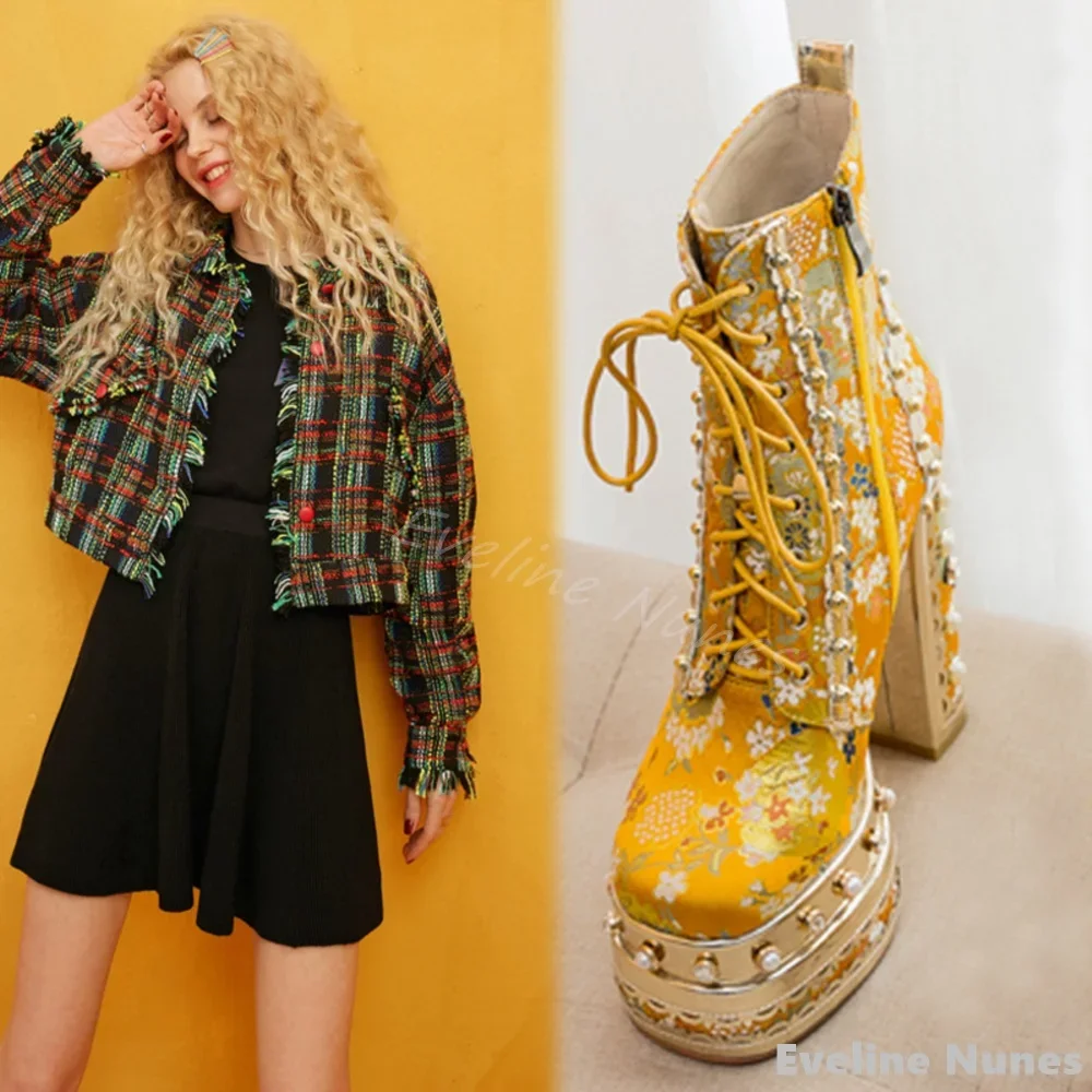 Mixed Colors Embroidery Thick Sole Ankle Boots Women Shiny Rhinestone Square Toe Cross Strap Wedding Shoes 2024 New Fashion Boot