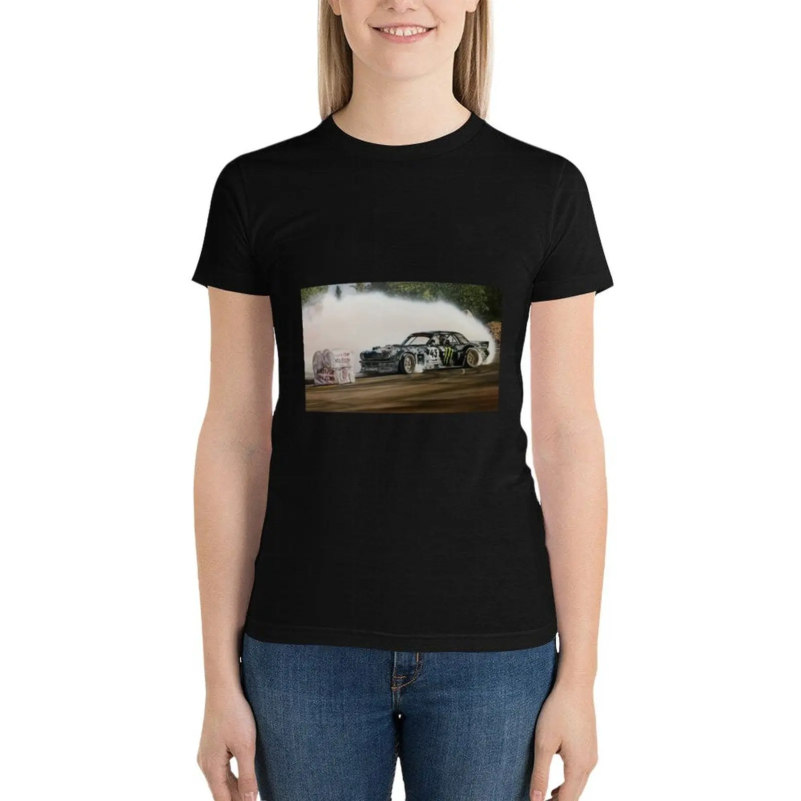 Hoonicorn Drift Car T-Shirt Short sleeve tee Female clothing graphics Blouse Women's tee shirt