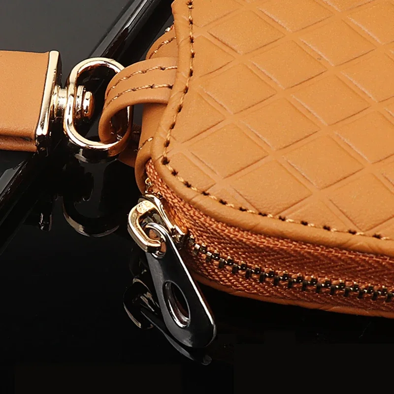 Leather Car Key Cover Case Key Chains Buckle for Infiniti FX35 Q50 G35 G37 G20 QX56 QX50 QX60 QX80 Q45 FX70 I35 Auto Accessories view 6