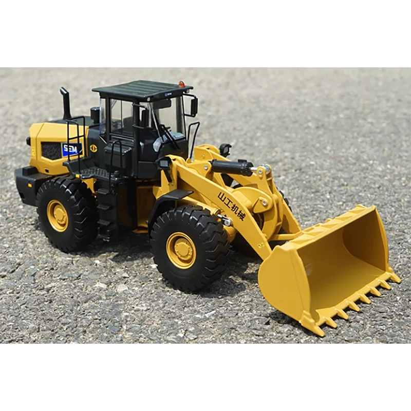 

Diecast 1:35Scale Shangong Machinery SEM Wheel Loader Car Alloy Model Finished Simulation Collection Decoration Gift Toy Display