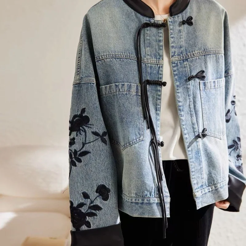 Spring Autumn New Women's Denim Jacket Embroidery Fashion Joker Denim Coat Coil Buckle Outerwears Jacket Abrigos De Mujer