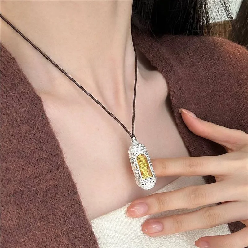 Blessing Avalokitesvara Bodhisattva Pendant Men Jewelry Retro Relief Amitabha Buddha Tathagata Acala Necklace Women Amulet