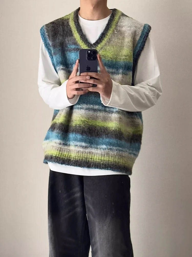 Man Clothes Tie Dye Vest Fleeced Knitted Sweaters for Men Striped Waistcoat Green Sleeveless V Neck Thick Winter Aesthetic Meme