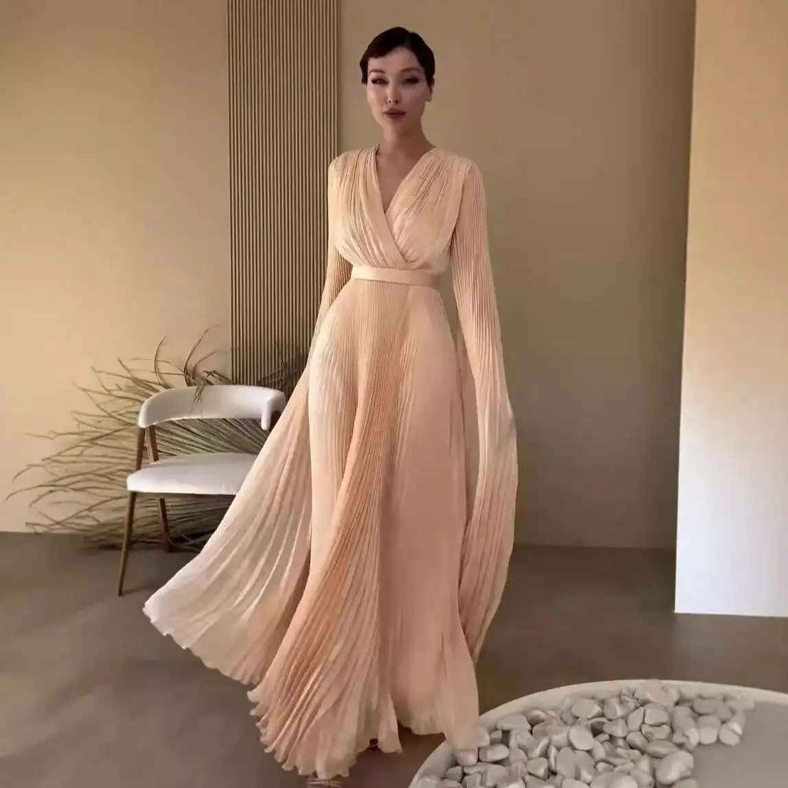 2025 Autumn New Solid Color Bat Sleeve Straightening Waist for Slimming and Long Dress Abaya Ramadan Dubai Luxury Islam Elegant